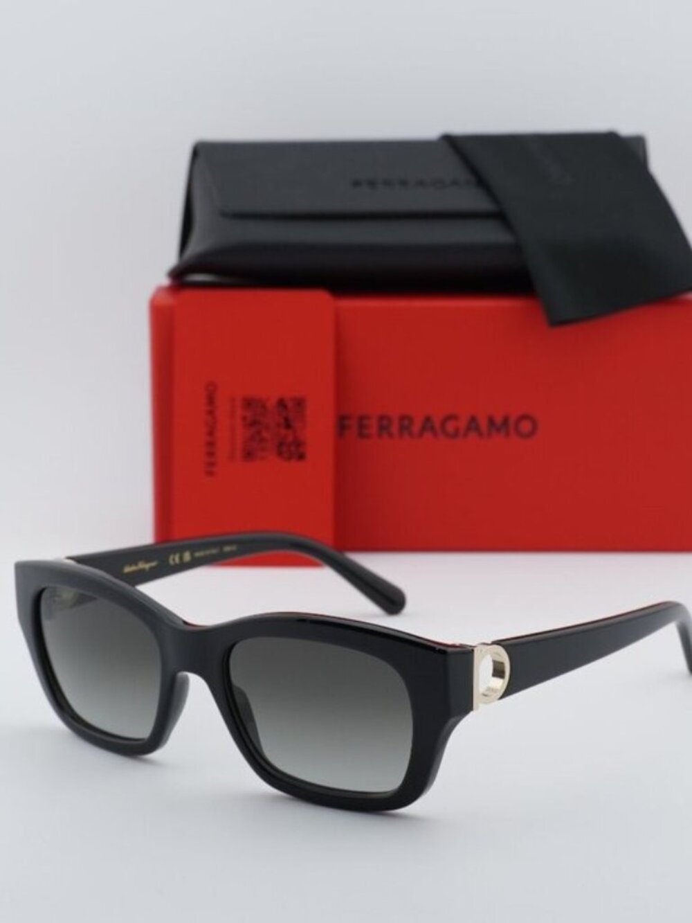 Salvatore Ferragamo SF1012S 001 Rectangle Sunglasses - Black / Grey